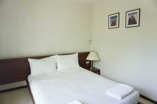 Le Ranong Bistro Hotel - Photo5