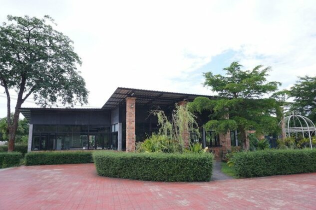 Ratcha Farm