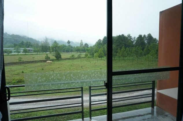 The Boat House Ranong - Photo4