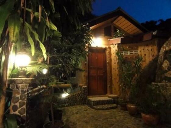 The Happinez Lodge - Photo2