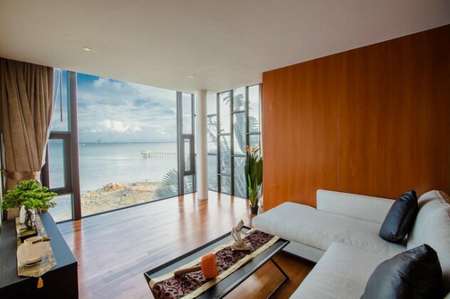 D-Lux 5 bed villa with incredible view over Sirey - Photo4