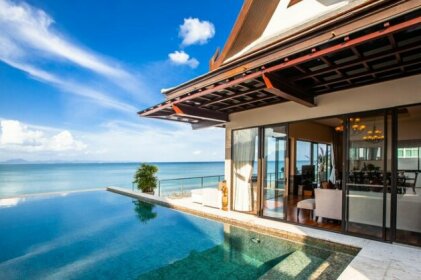 D-Lux 5 bed villa with incredible view over Sirey