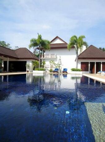 Akisol Phuket Classic Apartments - Photo2
