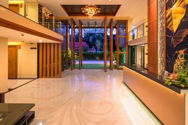 At The Tree Apartment - Photo3