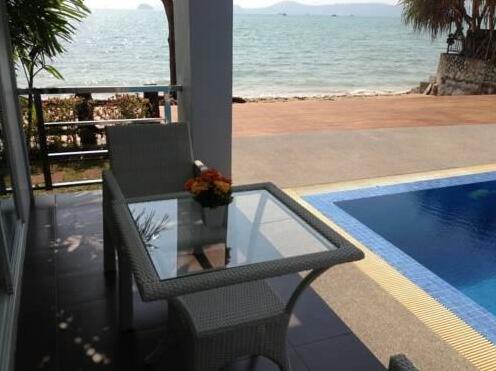 Chalong Beach Front Residence - Photo3