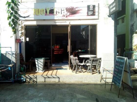 Chalong Hip Host - Photo4