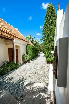 Comfortable 2 Br pool villa No 2 - Photo5