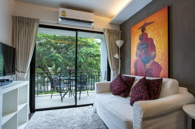 Condo Title E209 - Photo2