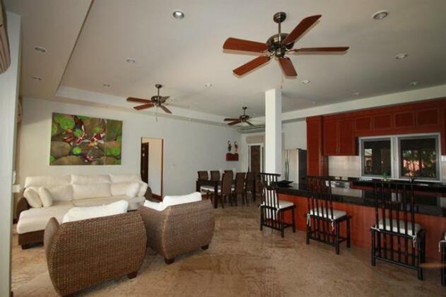 Garry villa - Photo3