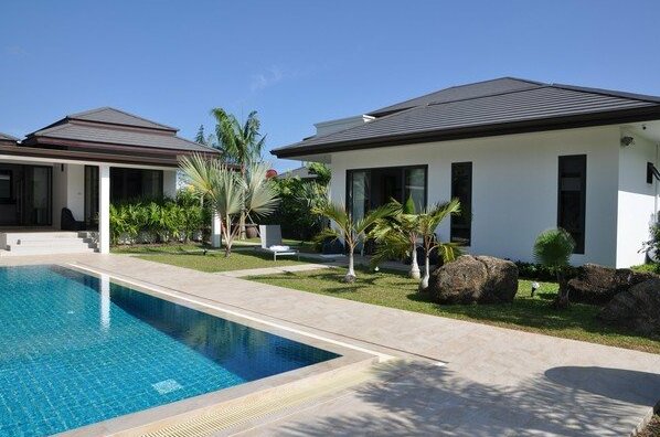 Lagoon Villa Rawai