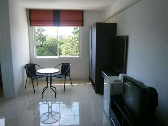 Mai's Guesthouse & Coffee Shop - Photo4