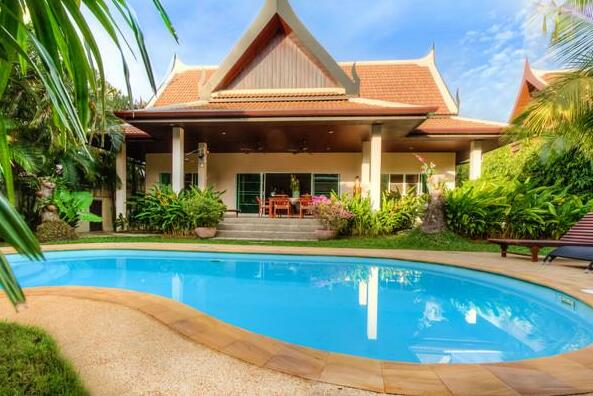 Montaplan Villa - Photo2