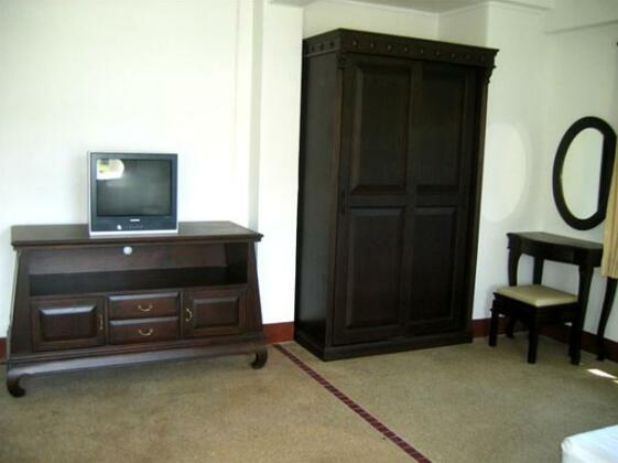 Nai Harn Villa - Photo5