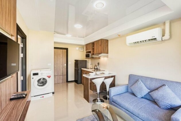 NaiHarn Pearl Condo P209 - Photo2