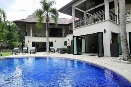 Narumon 5 Bed Serviced Pool Villa Near Nai Harn Beach in South Phuket