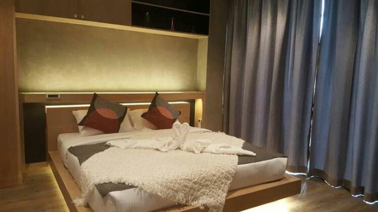 Re Life Condotel - Photo3