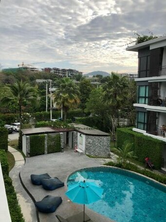 Relax condominium
