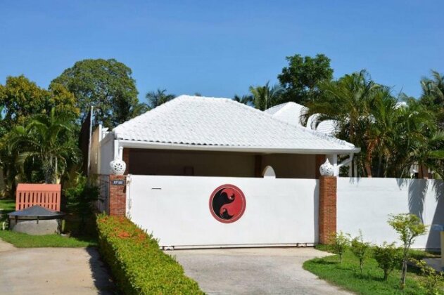 Rooms for rent Naiharn beach Rawai - Photo2