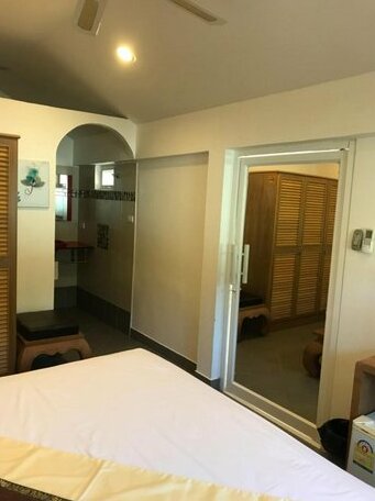 Rooms for rent Naiharn beach Rawai - Photo3