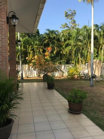 Rooms for rent Naiharn beach Rawai - Photo4