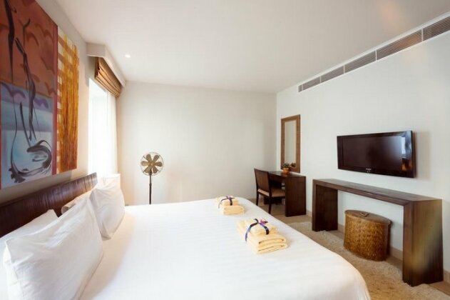 Serenity Style Sea View Suite by TropicLook - Photo5