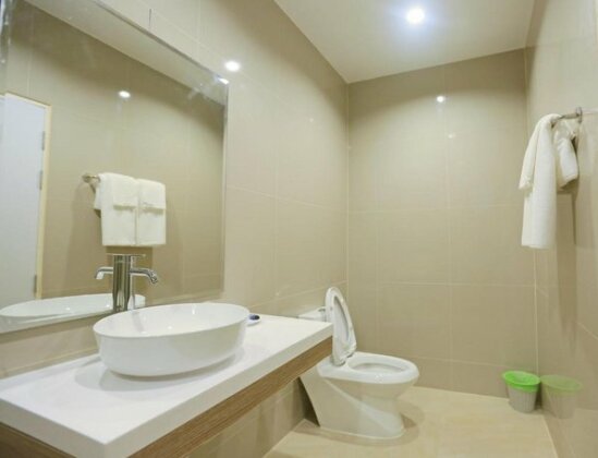 Thames Tara Pool Villa Rawai - Photo4