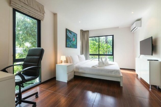 Title Apartment