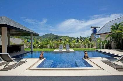 Villa Ampai 6 Bed Spacious Serviced Pool Villa in Hai Harn Phuket