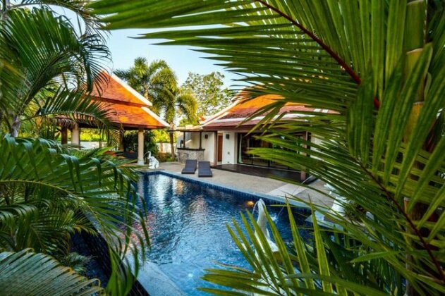 Villa Toba by Tropiclook - Photo2