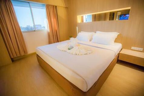 Golden City Rayong Hotel - Photo4