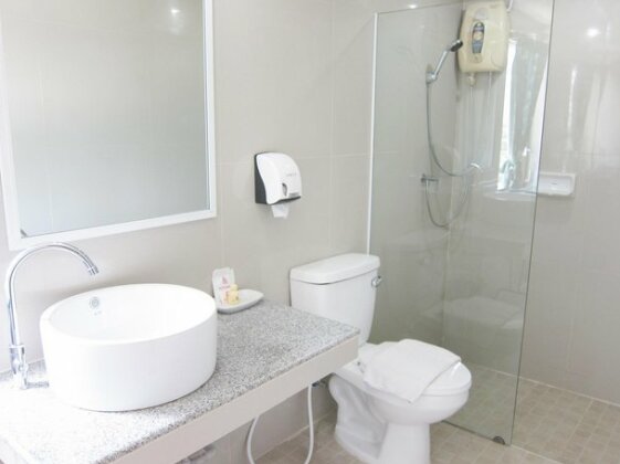 Golden House Service and Apartment - Photo5