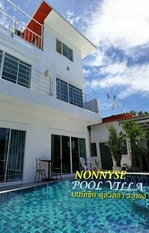 Nonnyse Pool Villa