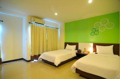 Phavina Hotel Rayong - Photo5