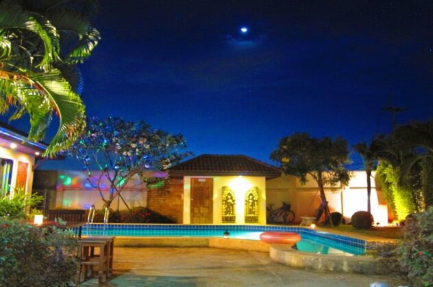 Private Pool Villa Rayong House