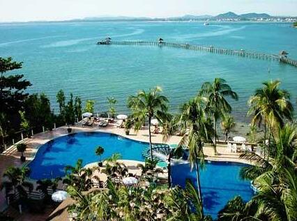Rayong Resort Hotel - Photo4