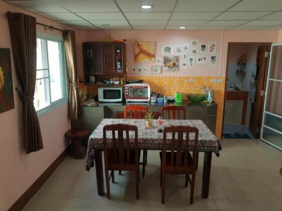 Trin's Art Gallery and Homestay - Photo2
