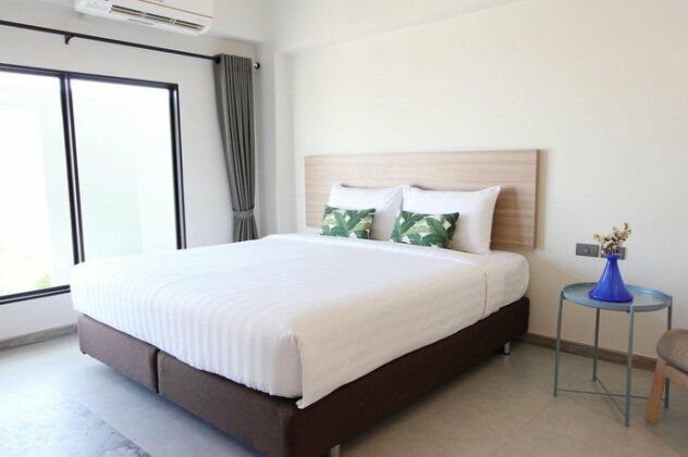 M Grand Hotel Roi Et - Photo3