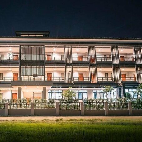 Parisa Place Hotel - Photo2