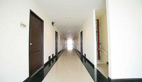 The Capital Hotel Roi Et - Photo4