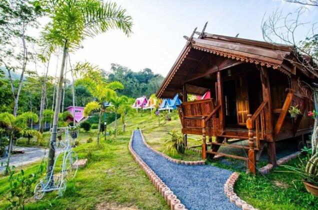 Phupha Srirung Resort - Photo2