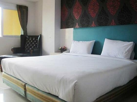 Orange Grand Hotel - Photo4