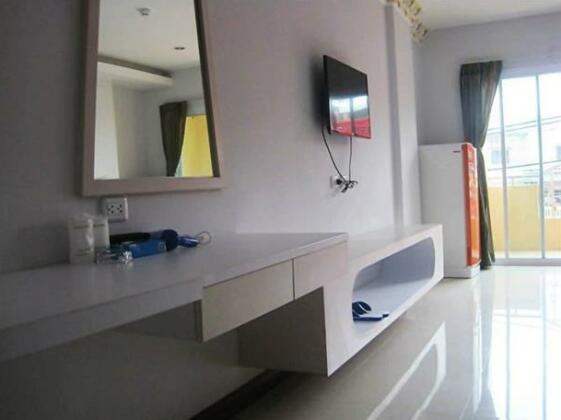 Orange Grand Hotel - Photo5