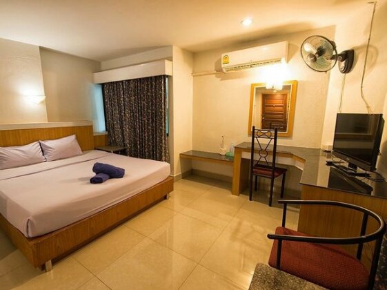 Satit Hotel