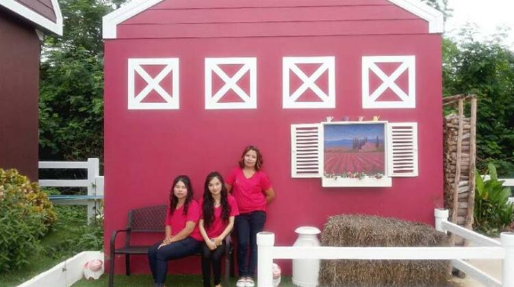 Color Ville Hotel - Photo3