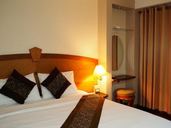 NH Elegant Hotel - Photo3