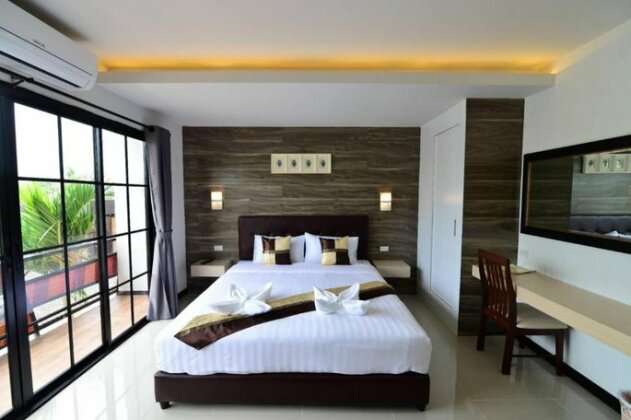 The Room Boutique Hotel - Photo4