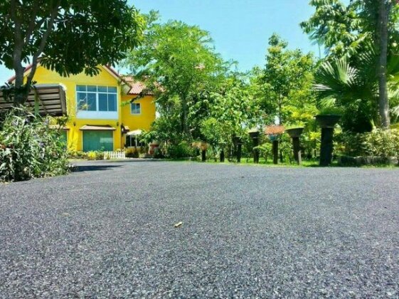 Ruenpinwilai Resort - Photo4