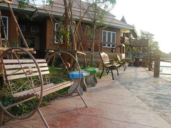 Baan Imoun Hotel - Photo4