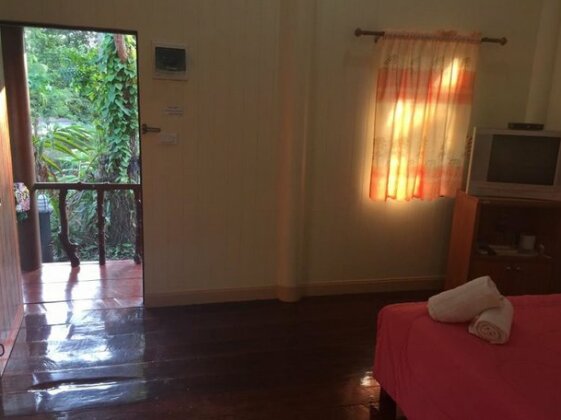 Kruamaeurai Homestay - Photo4