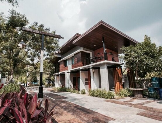 The Loft Amphawa - Photo2